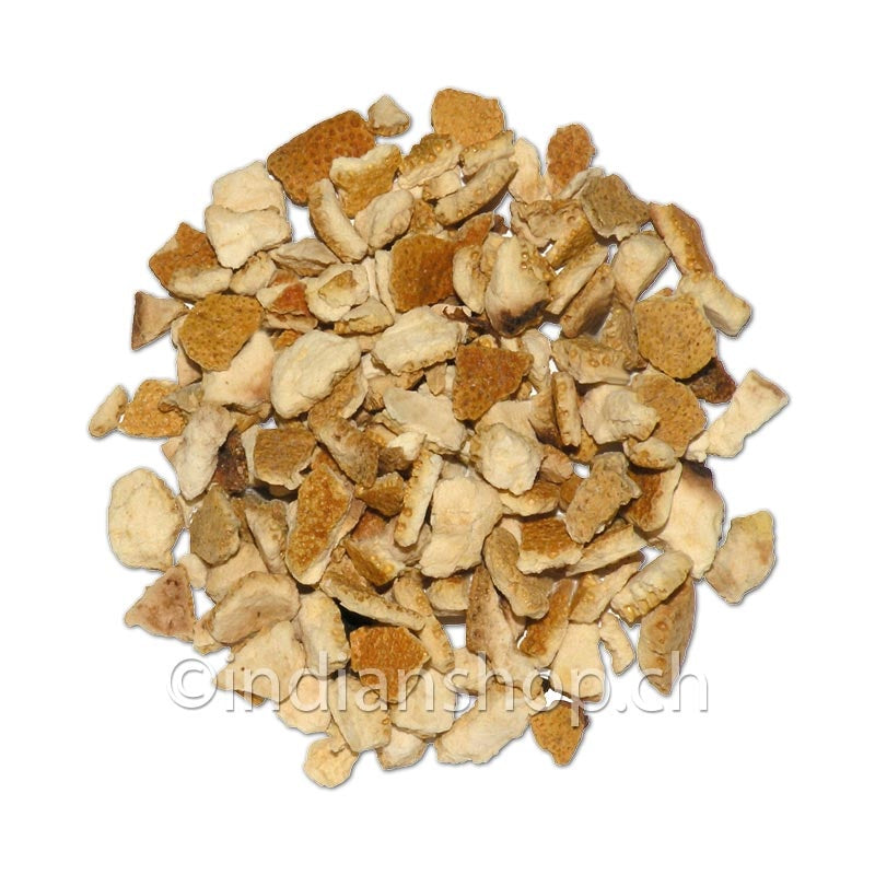 orangenschalen-geschnitten