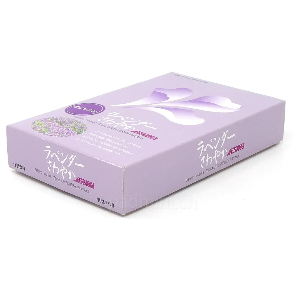 Baieido Lavender Sawayaka – lavendelfarbene Originalverpackung japanischer Räucherstäbchen mit Lavendelmotiv und sichtbaren Stäbchen, 100 g