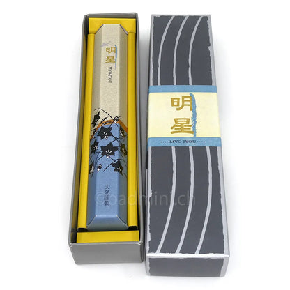Boîte d'encens japonais traditionnel Myo-Jyou de la maison Daihatsu, encens de type traditionnel fabriqué à Awaji.
