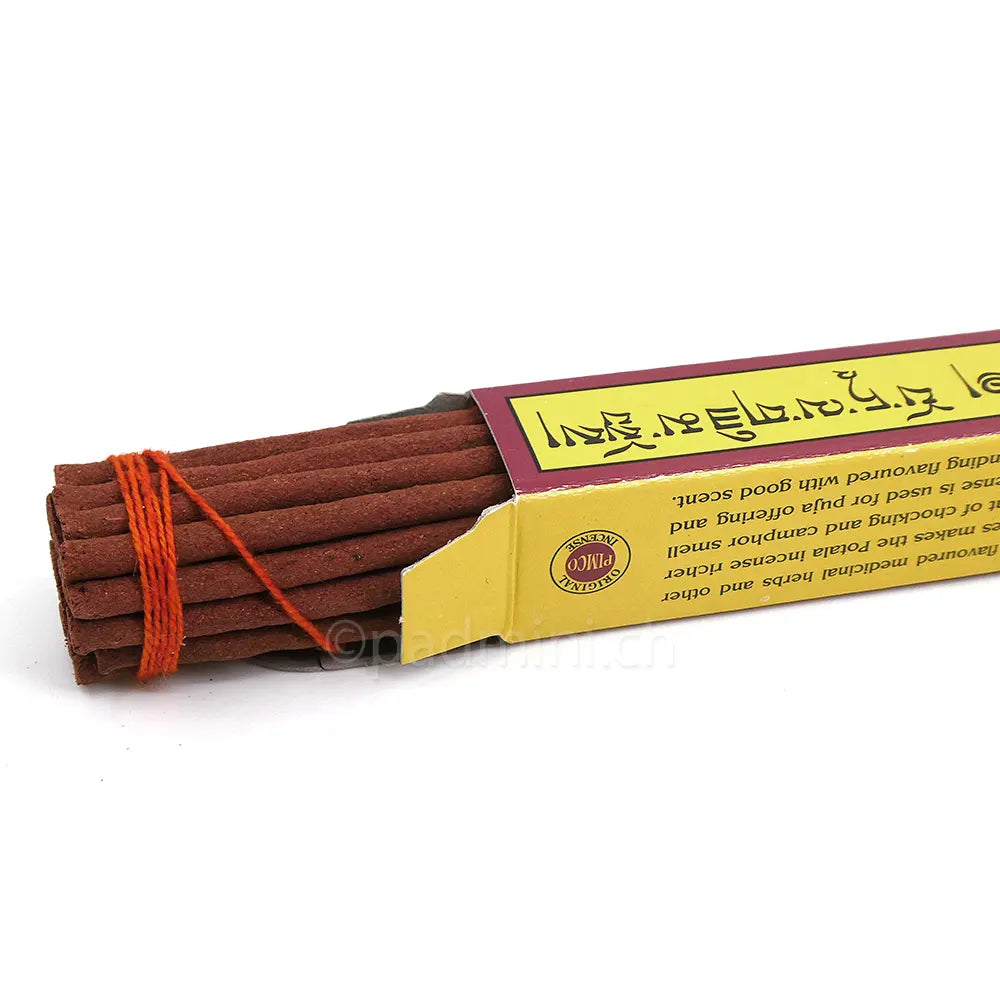 Bâtonnets d'encens tibétain traditionnel Potala de Pimco Incense, composés de plantes médicinales et fabriqués au Népal.