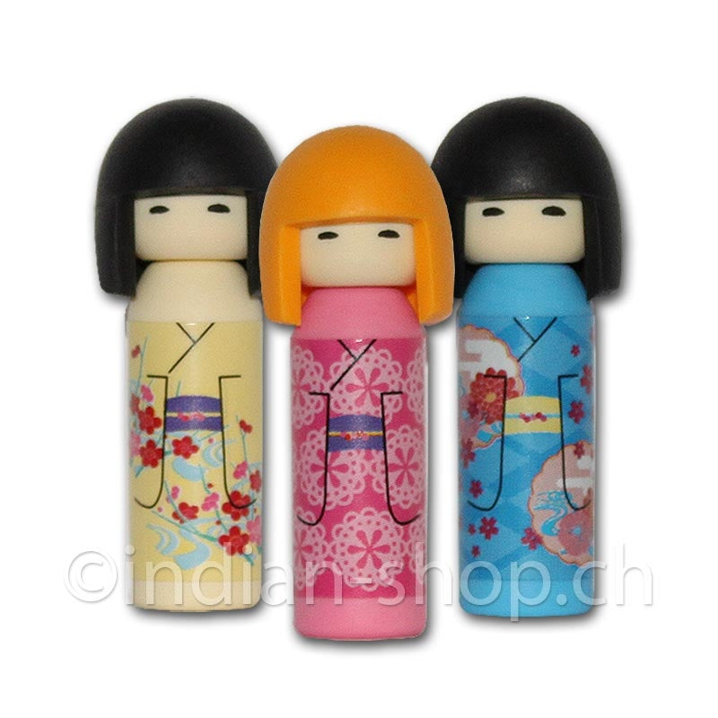 Iwako Kokeshi Radiergummi aus Japan in verschiedenen Farben und Kimono-Motiven
