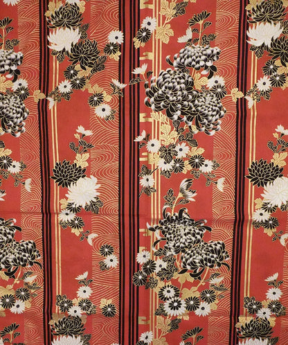 Women’s yukata, cotton with a chrysanthemum print on a red background.