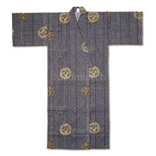 Japanischer Baumwoll-Yukata für Herren in Grau und Schwarz mit goldfarbenen antiken Münzmotiven.