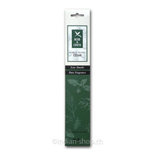 Nippon Kodo Herb & Earth Cedarwood Räucherstäbchen, grüne Less-Smoke-Verpackung mit 20 Bambusstäbchen und Zedernholzduft