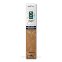 Nippon Kodo Herb & Earth Vanilla, beige Verpackung mit grünem Logo und 20 raucharmen Räucherstäbchen mit Vanilleduft