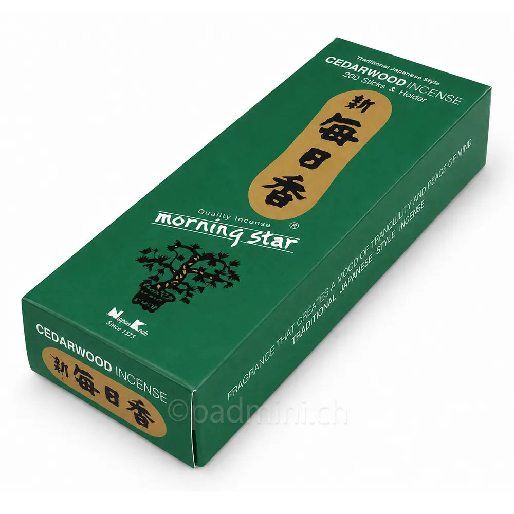 Nippon Kodo Morning Star Cedarwood Räucherstäbchen in der 200-Stück-Packung mit holzigem Zedernduft.
