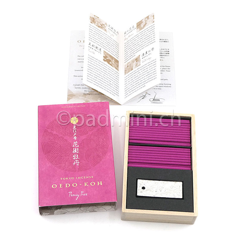 Geöffnete Packung Nippon Kodo Oedo-Koh Peony Tree mit violetten japanischen Räucherstäbchen, Räucherstäbchenhalter und Beipackzettel.