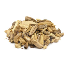 Palo Santo Späne aus Peru in grober oder feiner Körnung, erhältlich mit 25 g oder 100 g. Ideal zum Räuchern auf Kohle und für eigene Räuchermischungen.