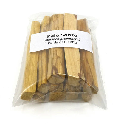 Palo-Santo-Stäbchen, heiliges Holz zur Reinigung und Meditation.