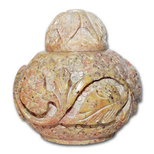 runde-dose-aus-speckstein