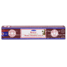 Satya Bali Räucherstäbchen von Shrinivas Sugandhalaya (MUM) LLP in der 15-g-Originalverpackung.