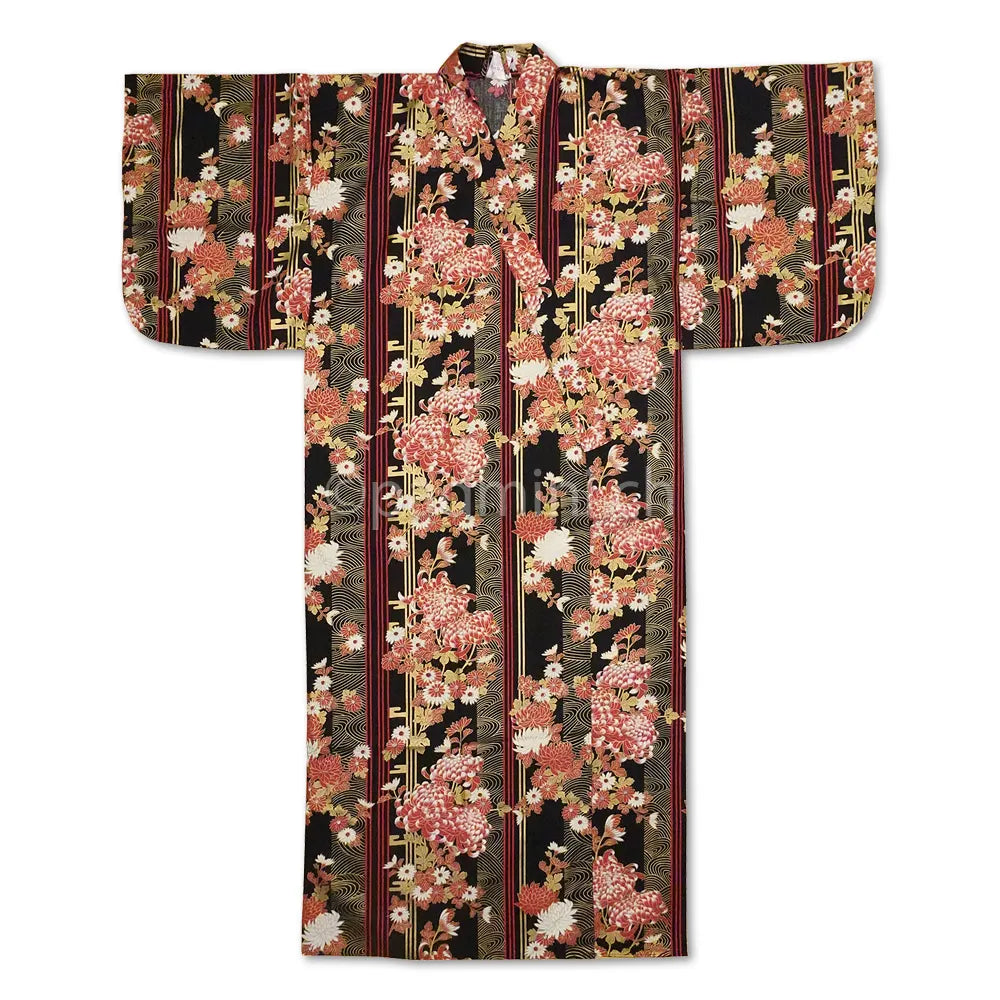 Yukata japonais authentique de Kyoto avec motifs de chrysanthèmes